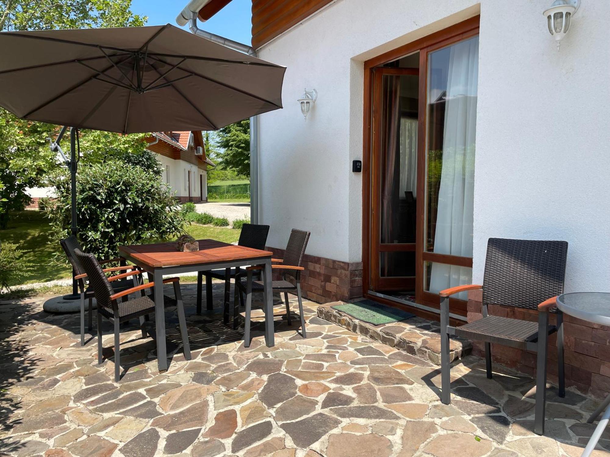 Appartement Kastelo Teraso Zalacsány Екстериор снимка